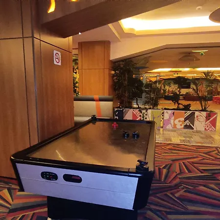 Ovidiu Relaxing * Boekarest